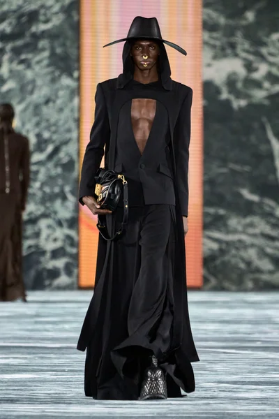 Look 92